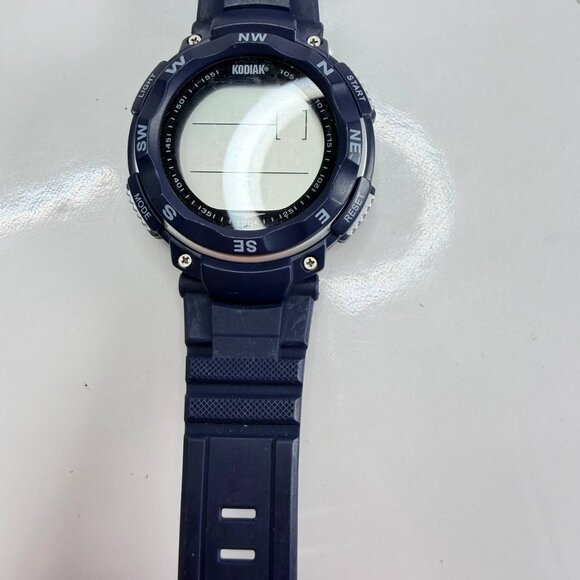 Kodiak 80-508 Digital Compass Sport Watch – WR 100M - Picture 4 of 10